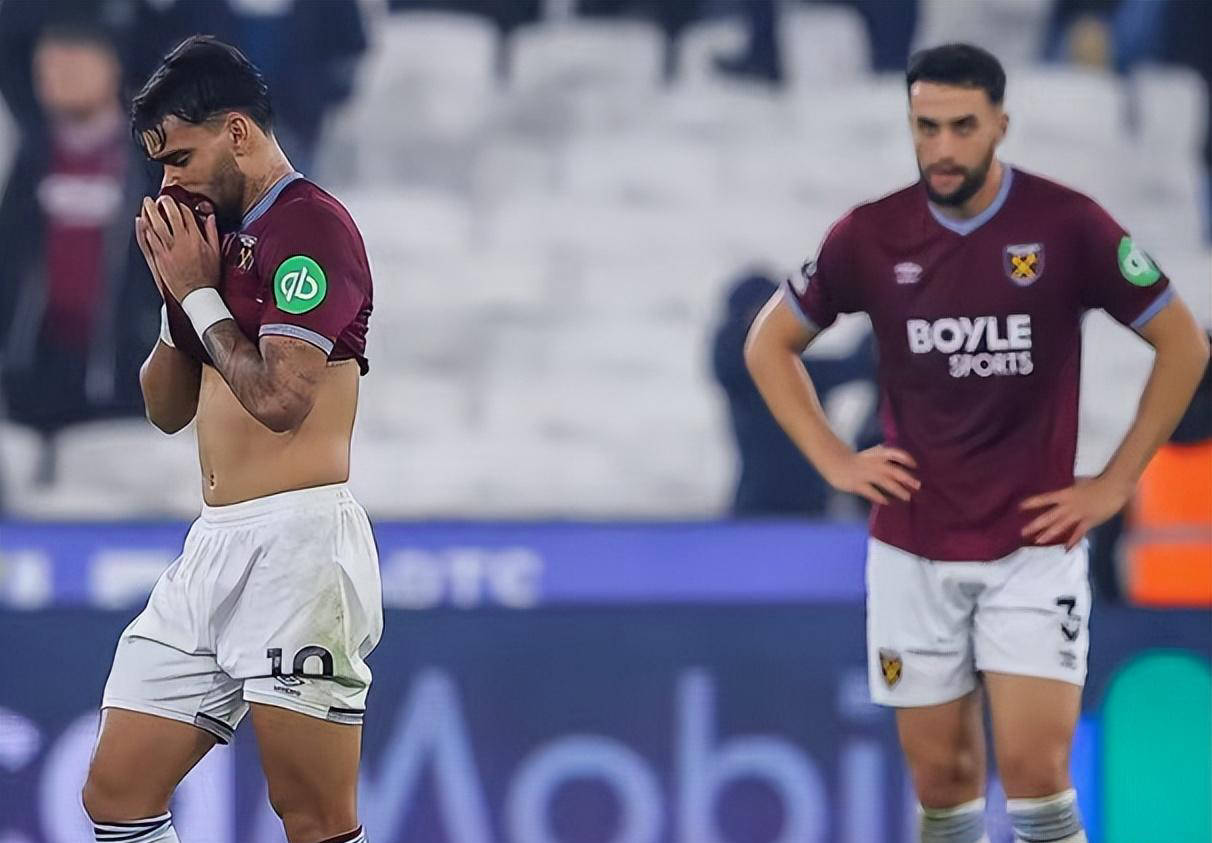 包含今夜AC米兰遗憾出局：英超节点到来，态度坚定，赛程密集仍需轮换的词条BOB体育官方